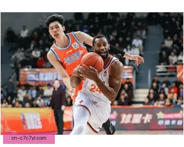 弗格36分上海升第二大胜福建 弗格36分上海升第二大胜福建