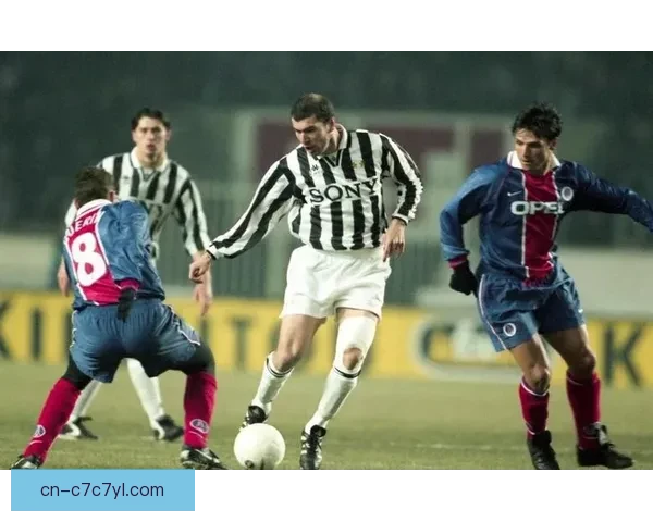 别急几年后裁判都穿尤文球衣